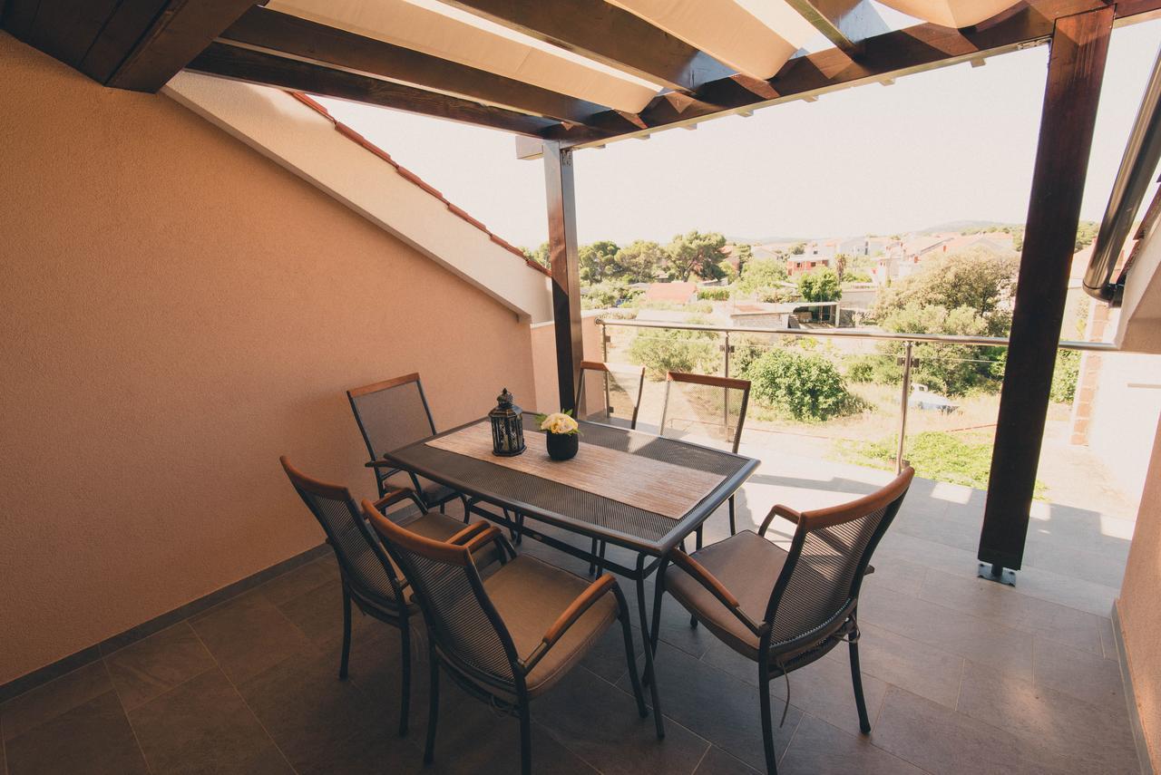 Apartments Sunny Garden Brodarica  Exterior foto